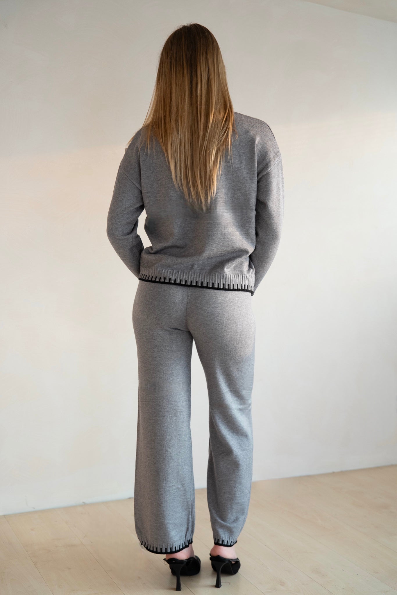 Gray Knit Lounge Set with Contrast Trim